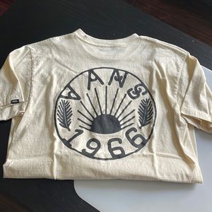 Vans t shirt with front pocket